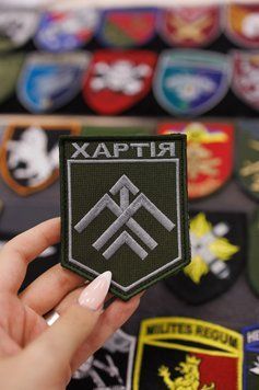 Вышитый шеврон на липучке Хартия SH0012 фото