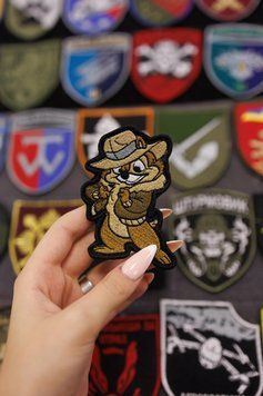 Вишитий шеврон з мультфільму Чіп і Дейл з гумором SH0738 фото